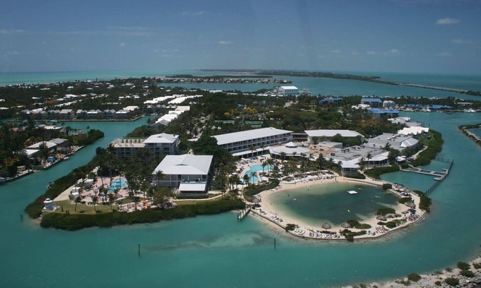 Marathon House | Thanksgiving under the Palms; Available Nights - Boat Slip, Cabana Club Included