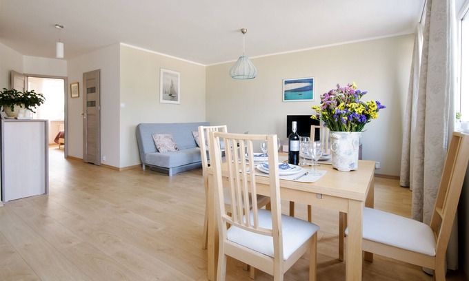 Ursynow Apartment | The 52m² Ursynów apartment 10 minutes from Frederic Chopin Airport