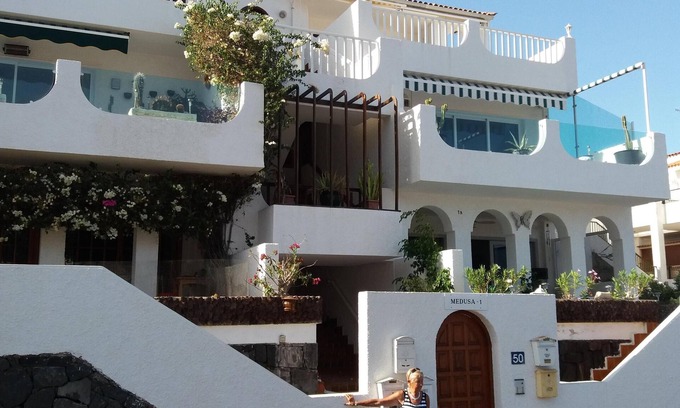 Los Gigantes Villa | The arches ocean view