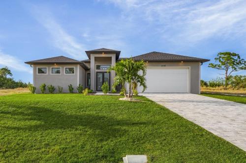 Burnt Store Villa | The Artis Cape Coral Your Dream Vacation Awaits