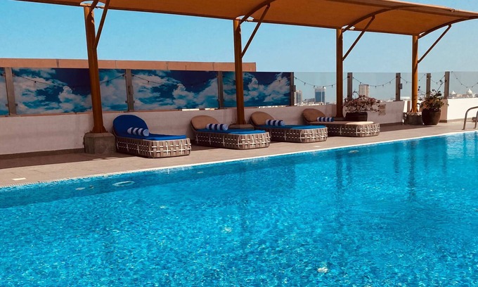 Al Sadd Hotel | The Avenue Hotel