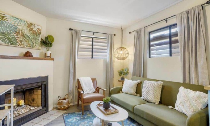Point Loma Cottage | The Avocado Hut- Private Guesthouse, HOT TUB!