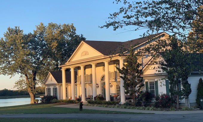 Georgetown Bed & Breakfast | The B & B at Queenslake