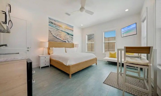 Inlet Beach Condo | The Bahama Studio 2 at 11 Tidewater