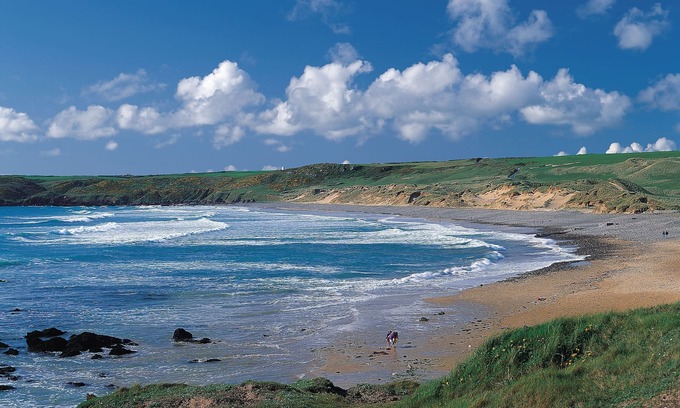 Castlemartin Cottage | The Barn and Chaffhouse, Rural, Pet Friendly Traditional Welsh Barn Conversion