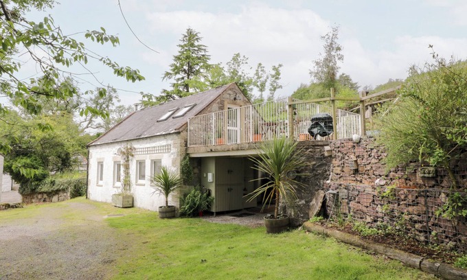 Colvend Cottage | THE BARN, pet friendly, character holiday cottage in Rockcliffe