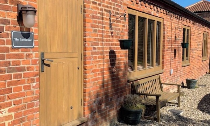 Felmingham House | The Barnhouse. Lovely barn conversion, sleeps 6.