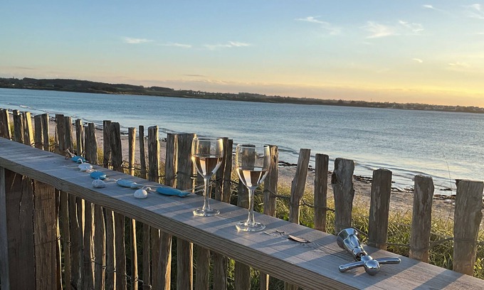 Santec House | THE BEACH AT THE END OF THE GARDEN/VILLA 5 ⭐️AVEC SPA/MAGNIFICENT SEA VIEW