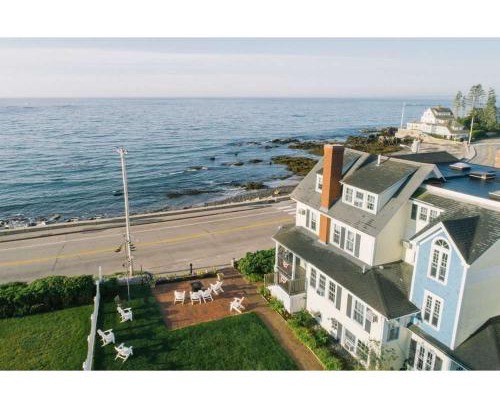 Kennebunk Hotel | The Beach House Inn