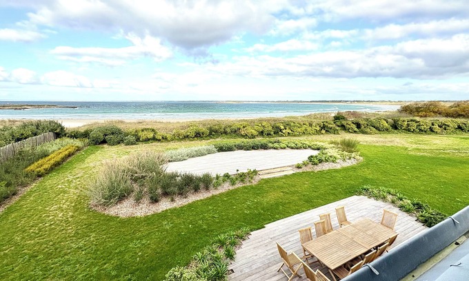 Penmarch Villa | The beach is just 20 metres away!