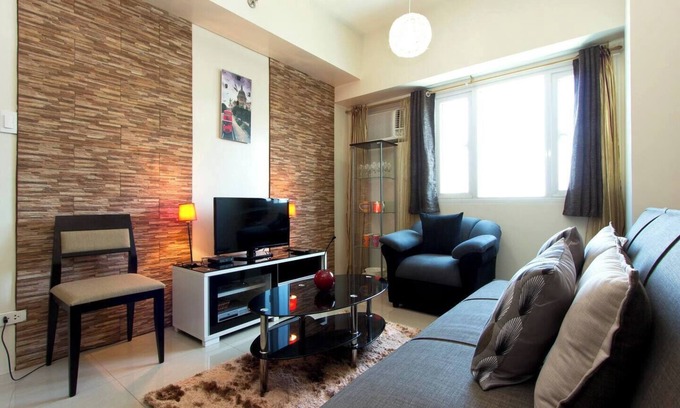 Bangkal Condo | The Beacon 1Br for 4, Arnaiz Tower