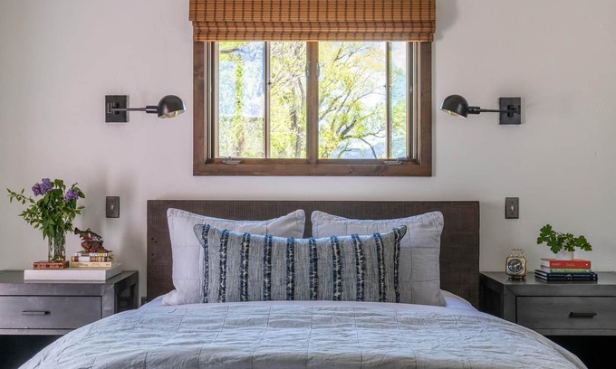 Emigrant House | The beautiful trout house on the Yellowstone River