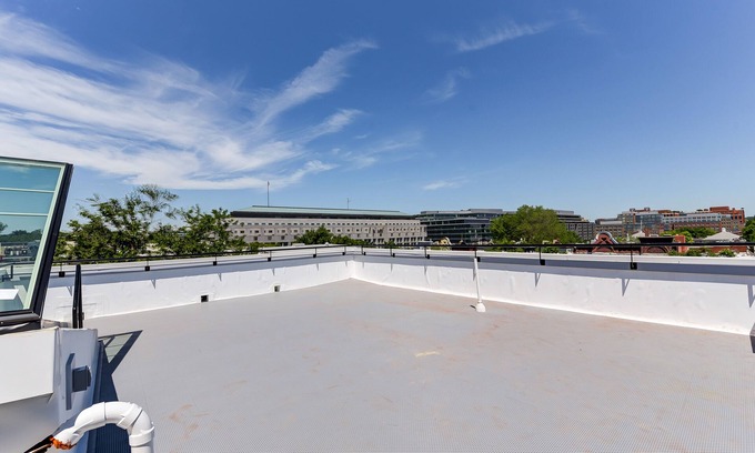 Stanton Park Condo | The Bell On Capitol Hill. A Power House Location.