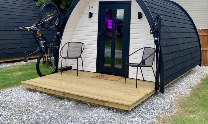 Bentonville Cabin | The Bike Inn #14, Buffalo River Cabin