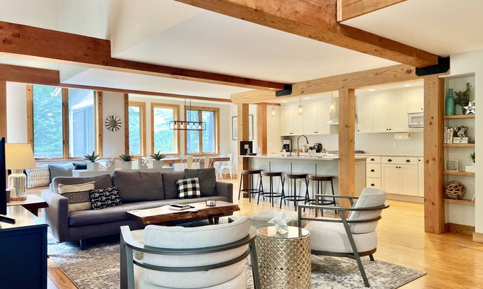 Stowe Area Ski Chalet | π³π§π€ π‘π¨π±π’π§π€π² β π΅π³π’π―π²πΆπͺππͺπ΅πΊ