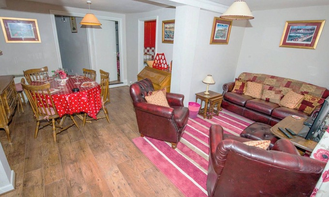 Holt Cottage | The Bittern 30a - UKC2844