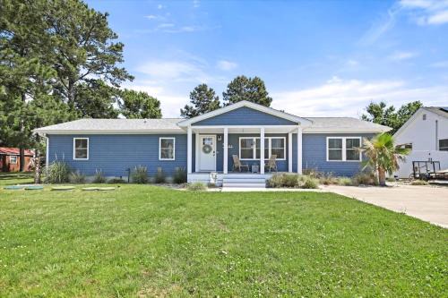 Deep Hole House | The Blue Crab