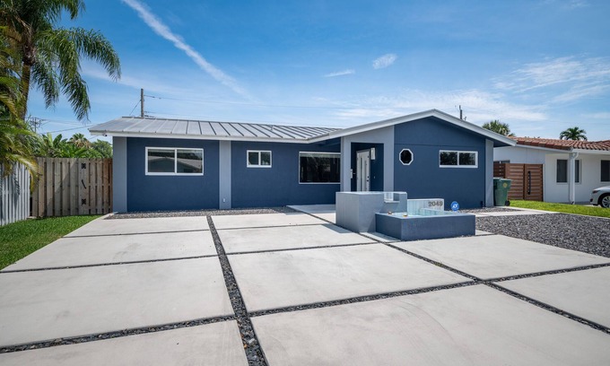 Survey Creek House | The Blue Lagoon