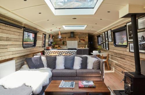Paddington Boat Rental | The Boathouse