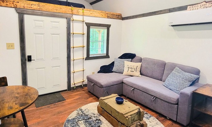 Boons Camp Cabin | The Boons Camp Cabin