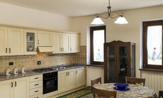 Serravalle di Chienti House | The Borgo of Silence