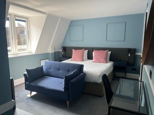 Cathedrals Hotel | The Borough