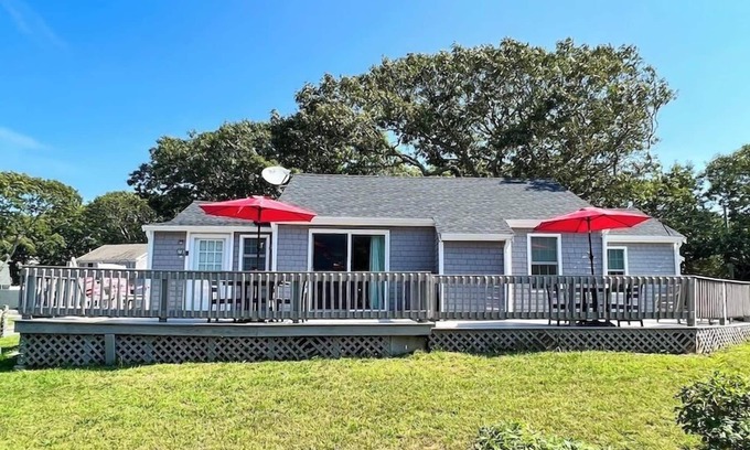 Hyannis Condo | The Breakwaters Hyannis - Your Home Away From Home! RPAM047