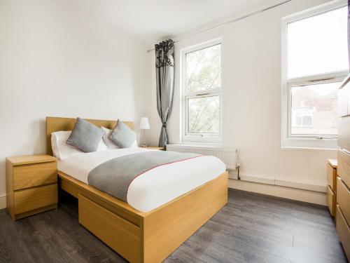 Southall Broadway Hotel | The Broadway Hotel - London Heathrow