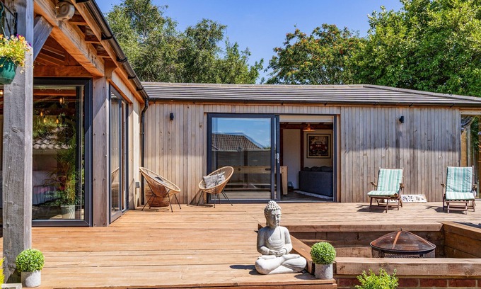 Hill Head Cabin | The Cabin - nestled within neatly landscaped gardens in the residential village of Hill Head