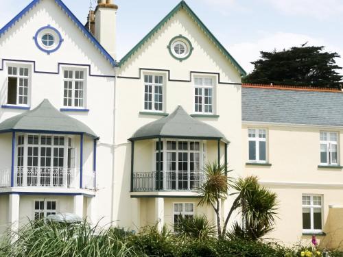 Appledore House | The Captains House
