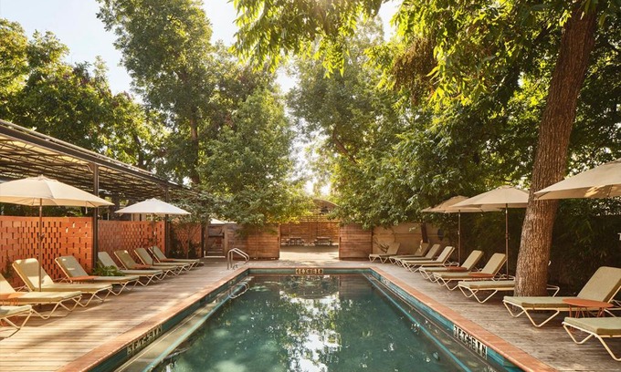 Barton Heights Hotel | The Carpenter Hotel