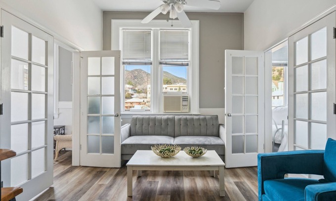 Bisbee Hotel | The Carrick