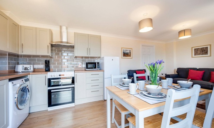 Chedgrave House | The Cart Lodge - Two Bedroom House, Sleeps 4
