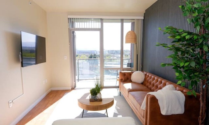 Downtown San Jose Apartment | The Chalk - San Pedro Square w/Fast Wi-Fi & Pool