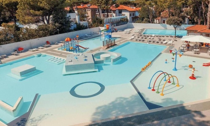 Lido degli Estensi Villa | The Charming Marina Village Tipo 3-3 Bedroom Villa 6 persons