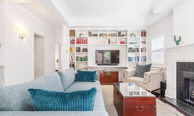 Prahran House | 'The Chatsworth' Chic Urban Living near High St