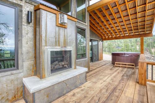 Lead House | The Cliffhanger