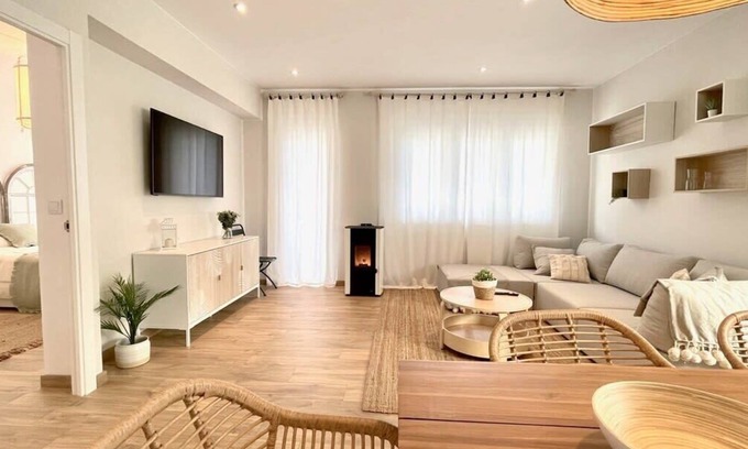 O Vicedo Apartment | The Cliffs - Polo & Blue