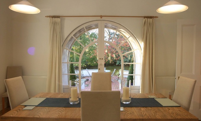 Rothesay Cottage | The Coach House at Stewart Hall