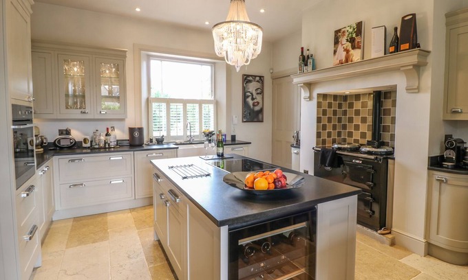 Burton Coggles Cottage | The Coach House