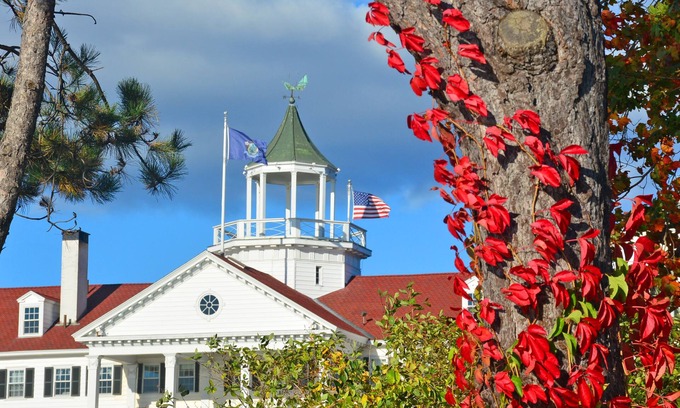 Kennebunkport Hotel | The Colony Hotel