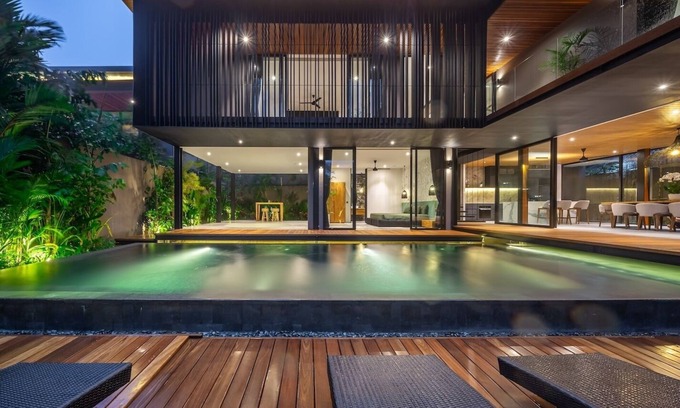 Central Seminyak Villa | The Continental 2 Villa Seminyak