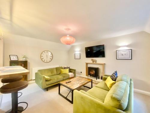 Cirencester House | The Corner Barn