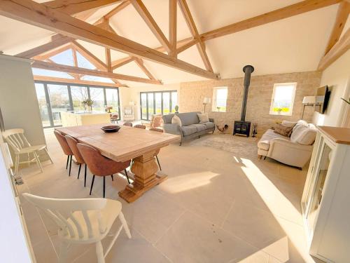 Shipston on Stour House | The Cotswold Barn