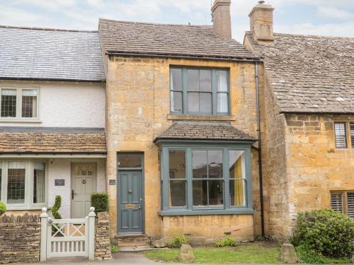 Broadway House | The Cottage at Broadway