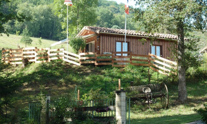 Nalzen Ski Chalet | The cottage Baragnou lantern Nalzen