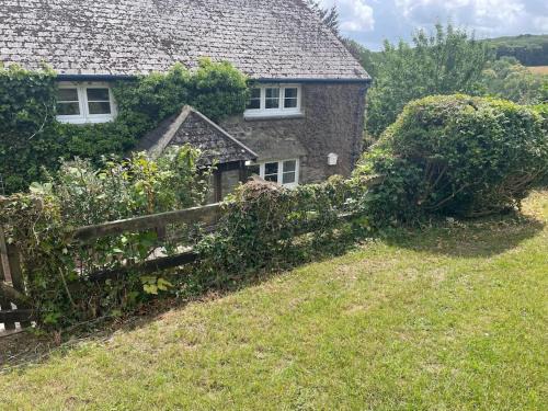 Newton Abbot House | The Cottage