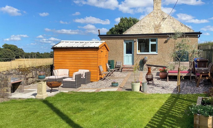 Bo'ness Cottage | The cottage is so cosy with the open fire for an evening after exploring.