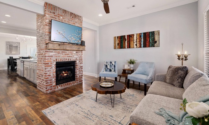 Rogers House | The Country Cottage - Half Mile From Railyard Bike Park