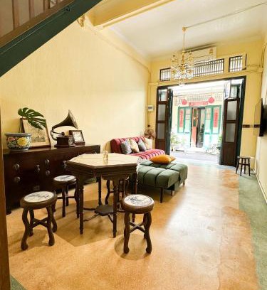 China Town Apartment | The Courtesan at Yaowarat, townhome 80 Sqm